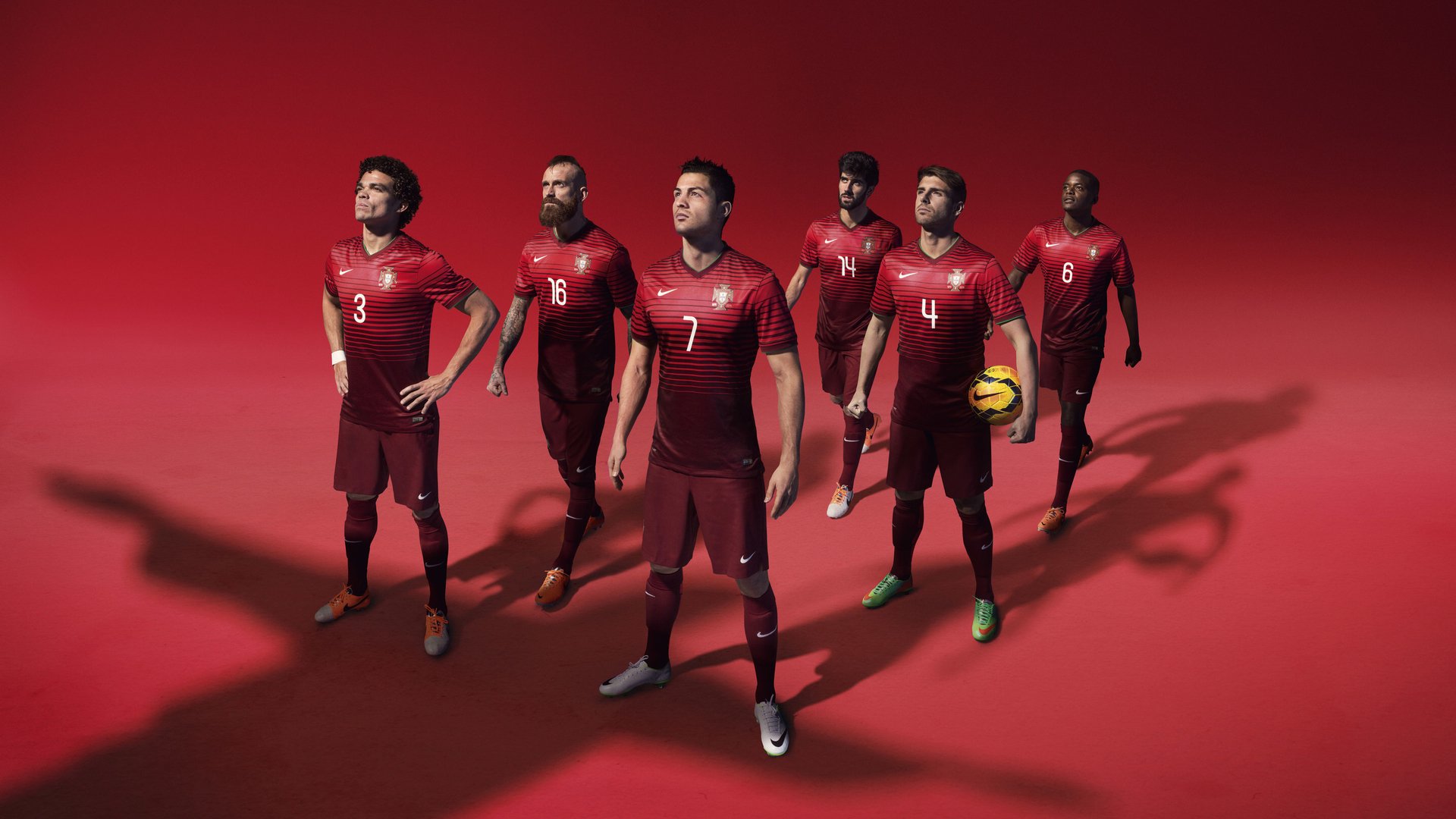 壹号娱乐入口|西甲联赛上演巅峰对决，皇马与巴萨激战诺坎普